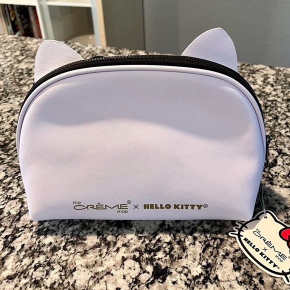 Hello Kitty Cosmetic Bag The Crème X Shop - Picture 2 of 2